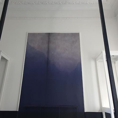 B96 Suites Brussel Bagian luar foto