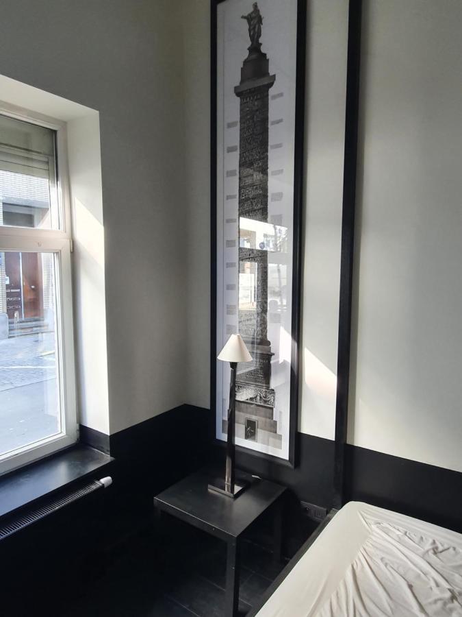 B96 Suites Brussel Bagian luar foto
