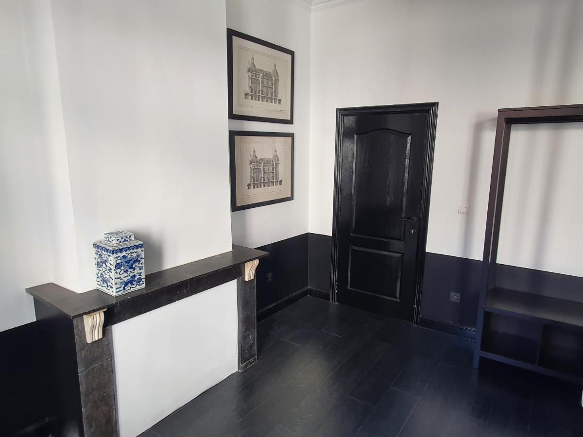 B96 Suites Brussel Bagian luar foto